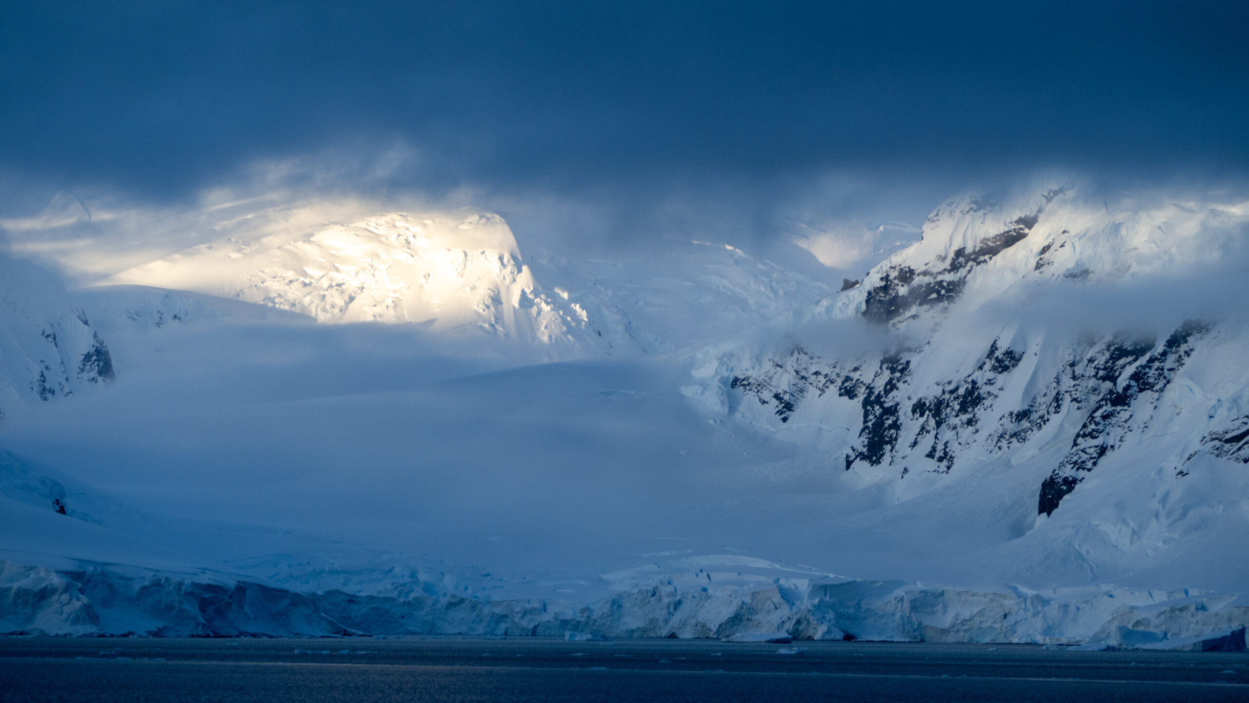Stunning white mountains in Antarctica 