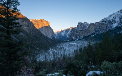 Tunnel View at golden hour during winter in Yosemite National Park