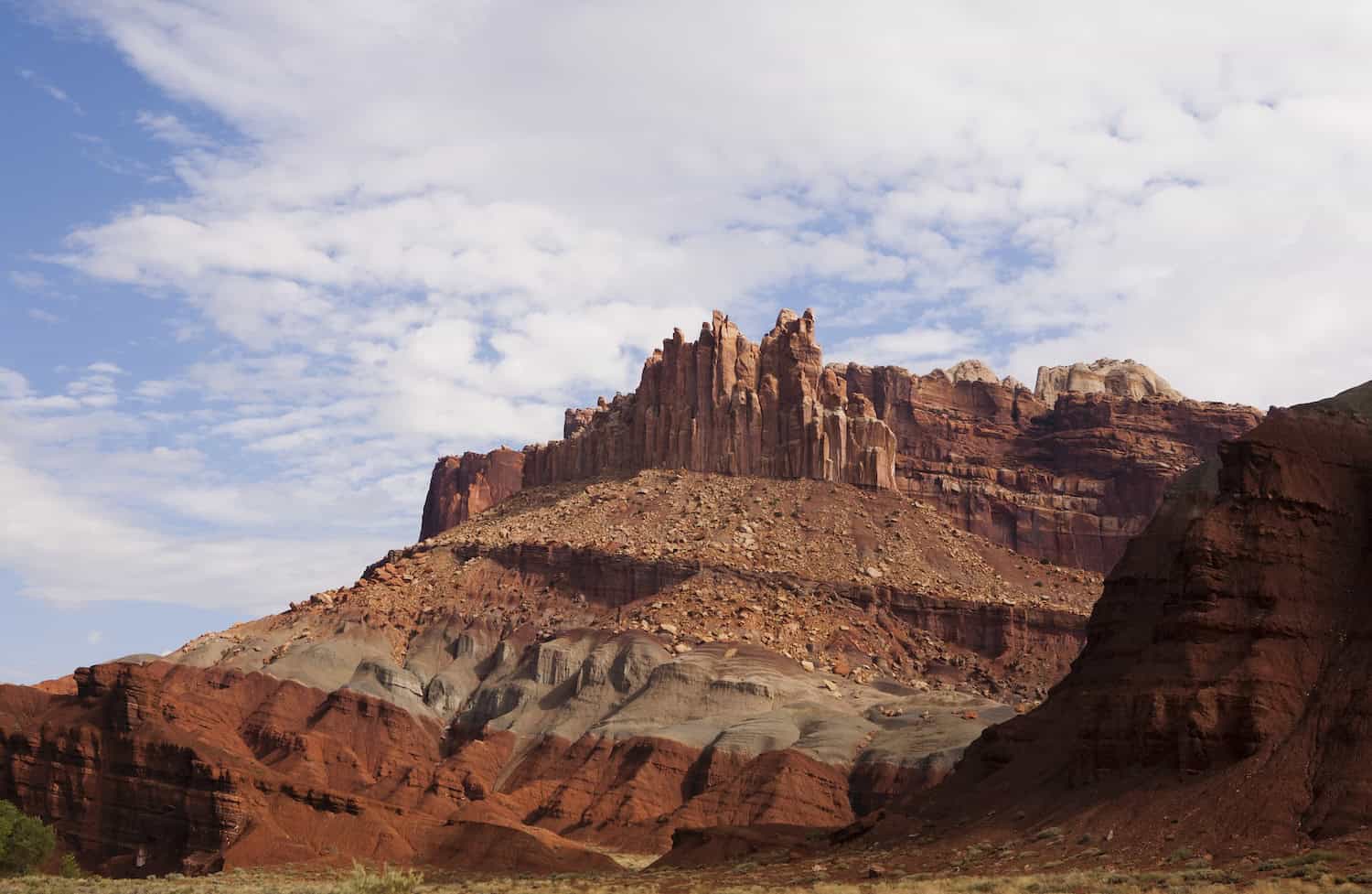 Stunning red rock formations in Capitol Reef National Park, Utah show one of the top spots for photography